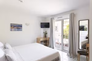 Chambre double confort - Hôtel Maristella - Algajola
