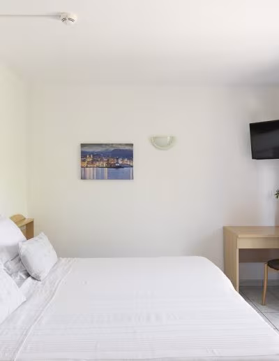 Chambre double confort - Hôtel Maristella - Algajola