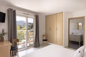 Chambre double confort - Hôtel Maristella - Algajola