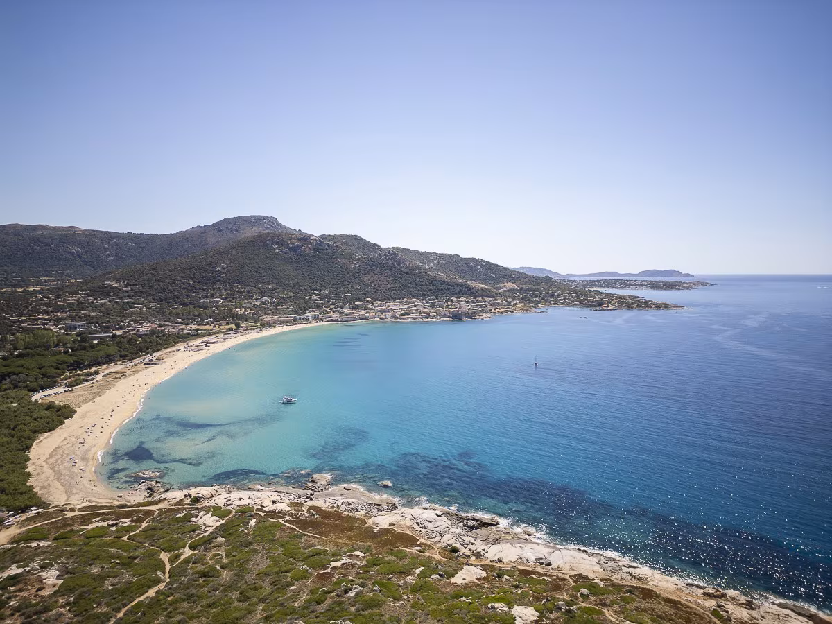 La plage d'Algajola