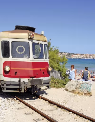 Le petit train des plages à Calvi